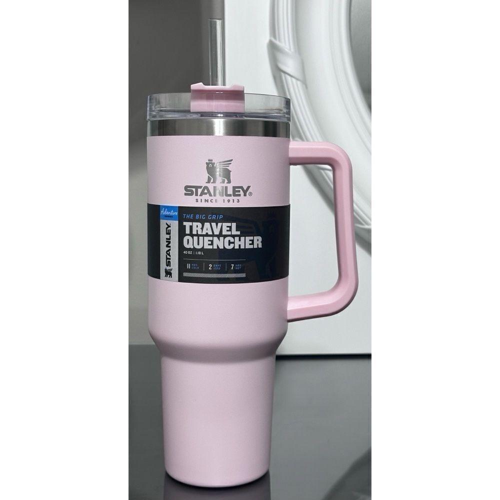 Stanley‎ Adventure Quencher 40oz Stainless Steel Tumbler- PETAL